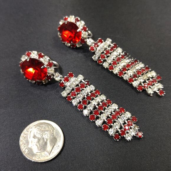 Red & Clear Long Rhinestone Earrings, Dangle , 1960s Vintage Jewelry - Picture 8 of 10